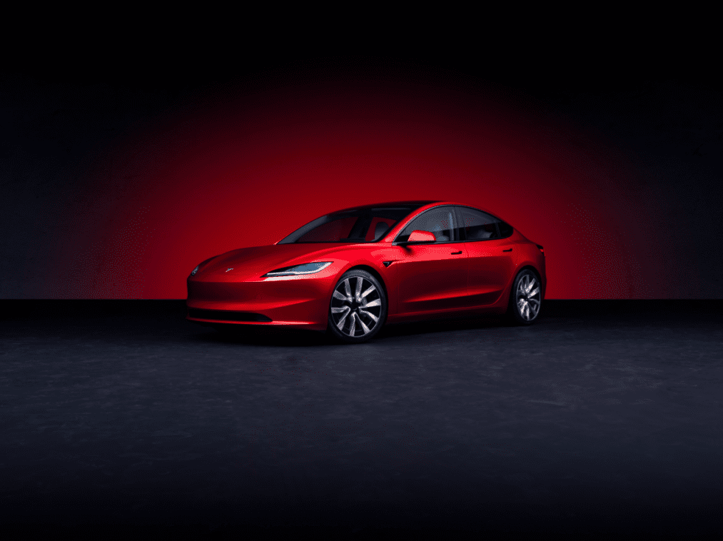 特斯拉Model 3 焕新版25.99万元开启预售：设计、座舱、智能全面焕新！