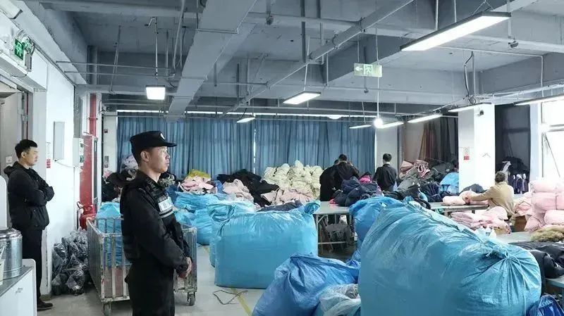 羽绒服市场乱象丛生，造假商家如何偷梁换柱？